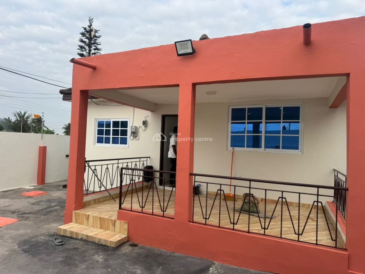Executive Self Compound 2 Bedrooms, Achimota, Accra, House for Rent
