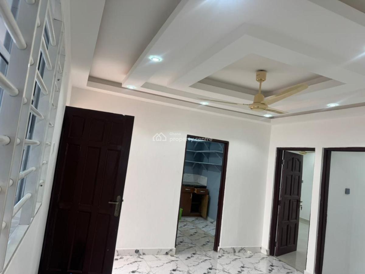 Executive Self Compound 2 Bedrooms, Achimota, Accra, House for Rent
