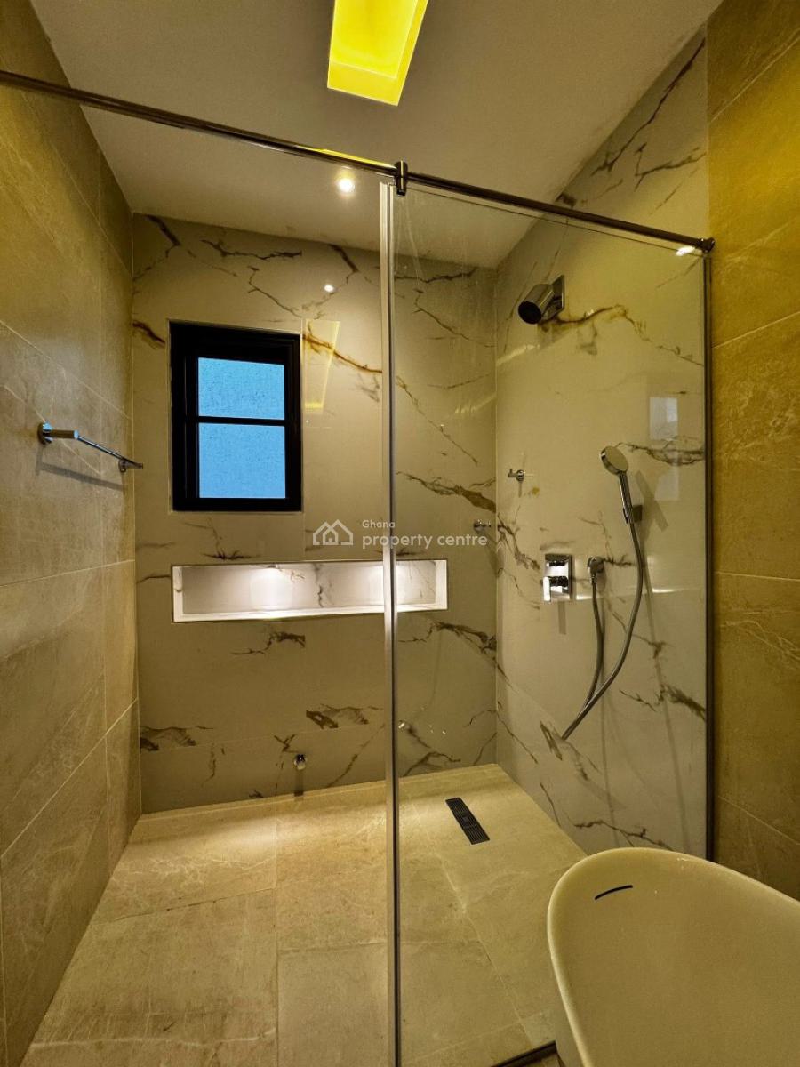 Executive 4 Bedrooms, Ashaley Botwe, Adenta Municipal, Accra, House for Sale