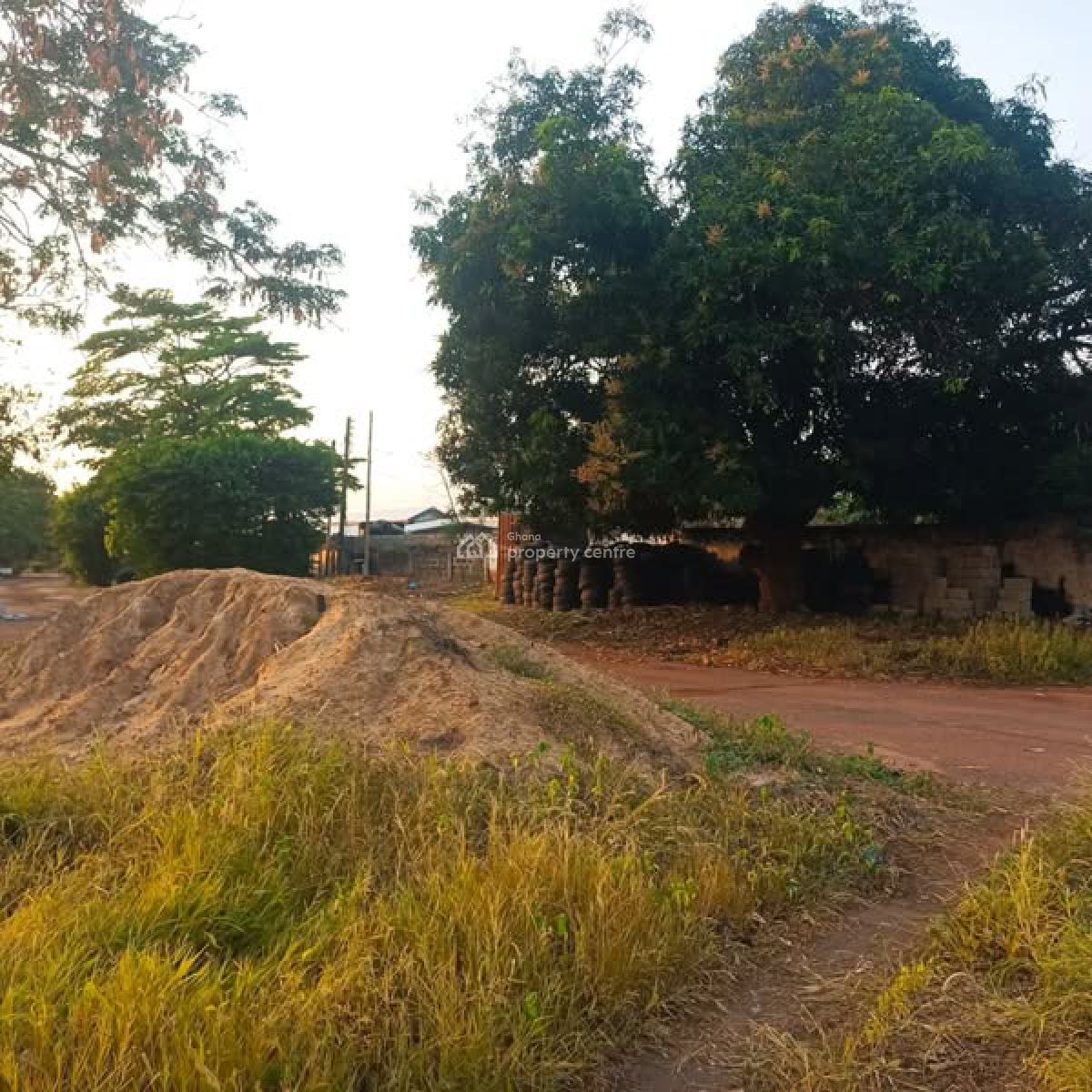 0.88 Acre ( 5.5 Plots) Plot of Land, Osu, Accra, Land for Sale
