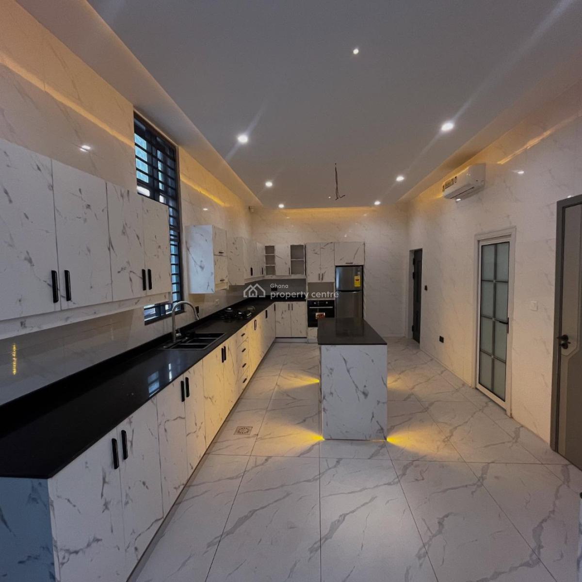 Executive 5 Bedrooms, East Legon, Accra, House for Sale