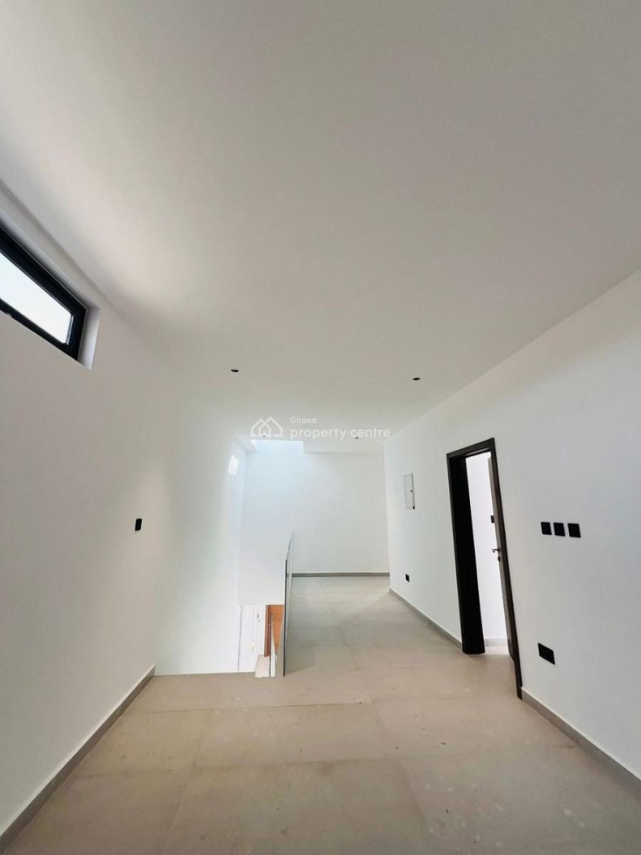Executive 4 Bedrooms, Ashaley Botwe, Adenta Municipal, Accra, House for Sale