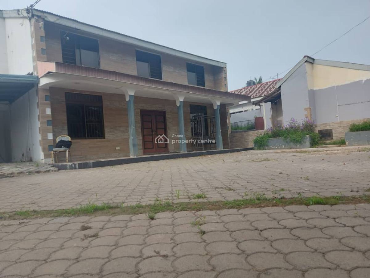 Executive 4 Bedroom, Osu, Accra, House for Sale