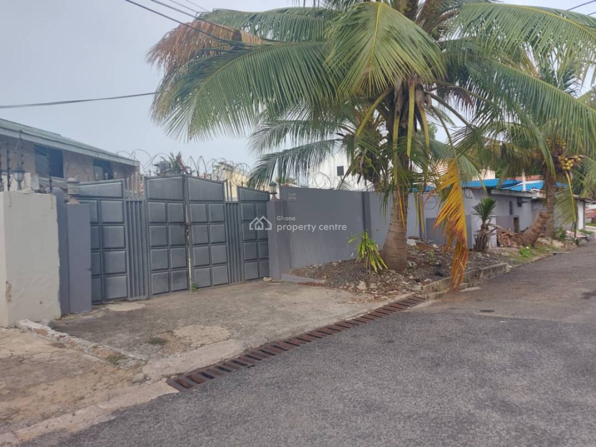 Executive 4 Bedroom, Osu, Accra, House for Sale