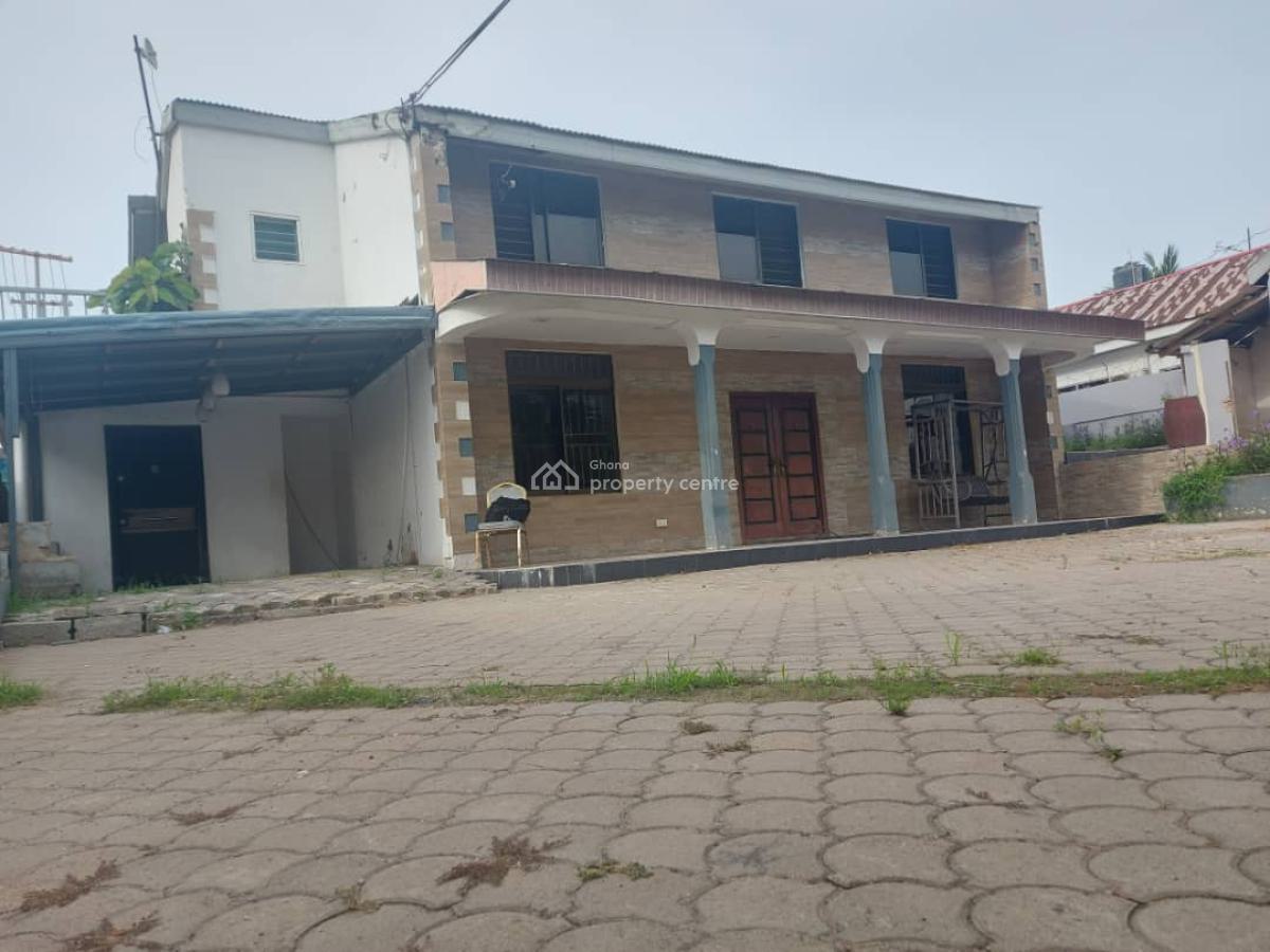 Executive 4 Bedroom, Osu, Accra, House for Sale