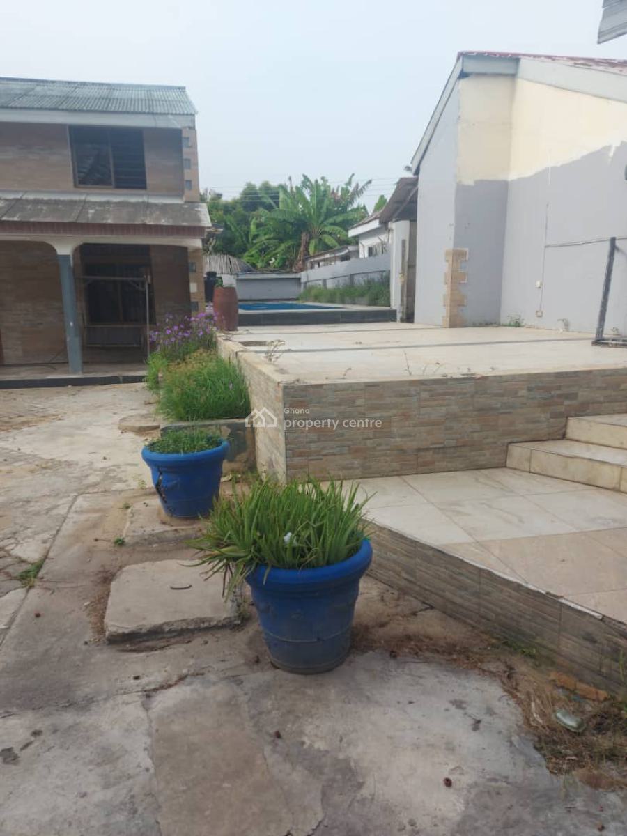 Executive 4 Bedroom, Osu, Accra, House for Sale