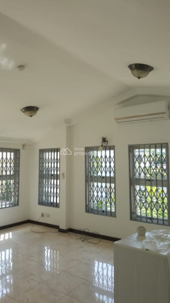 Executive 4 Bedrooms, Cantonments, Accra, House for Rent