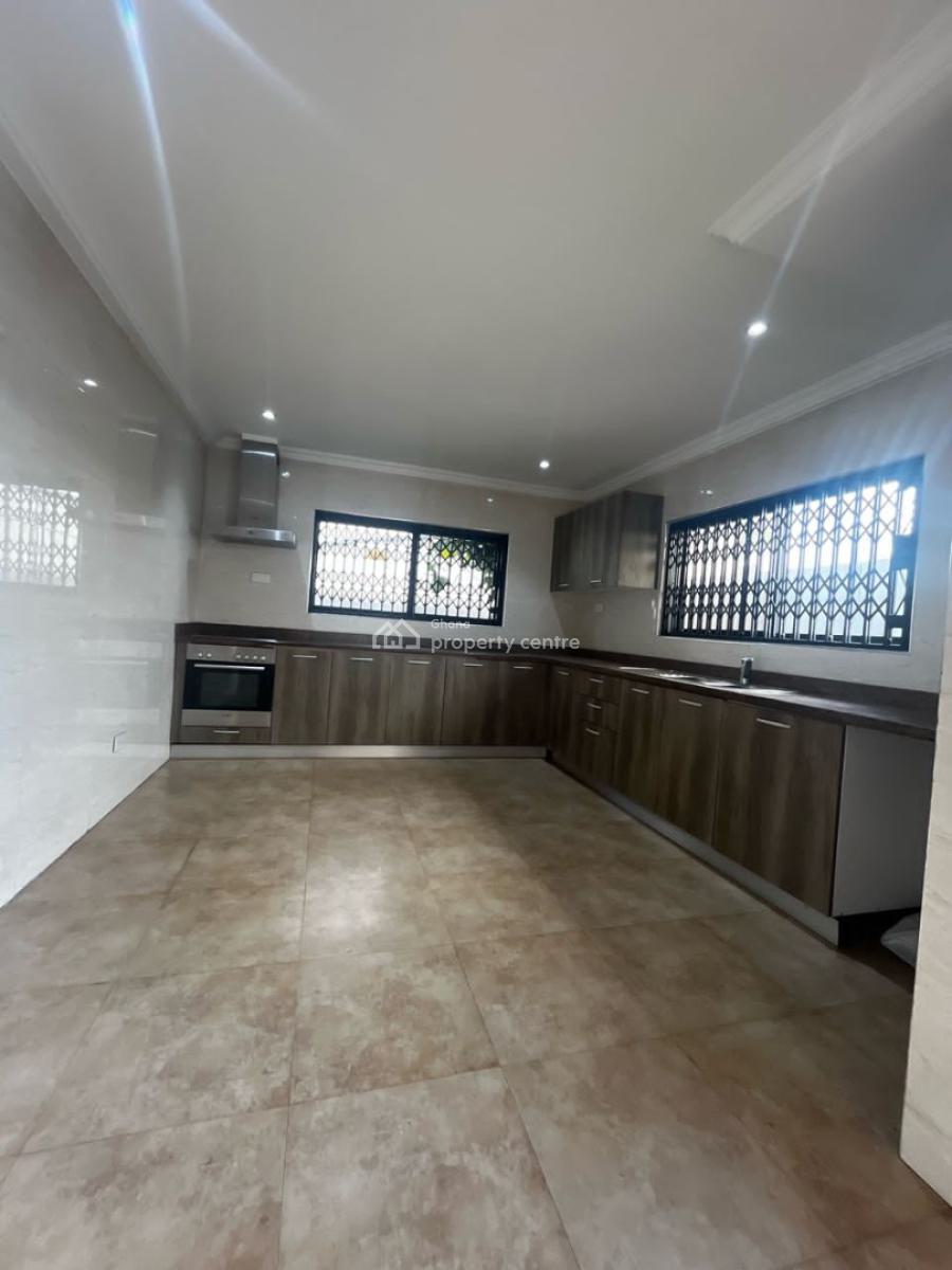 Executive 4 Bedroom, North Ridge, Accra, House for Rent