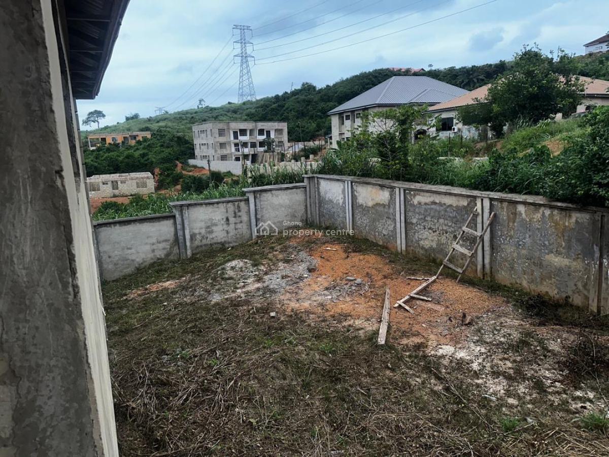 Uncompleted House in Takoradi, Takoradi, Sekondi-takoradi, Western Region, House for Sale