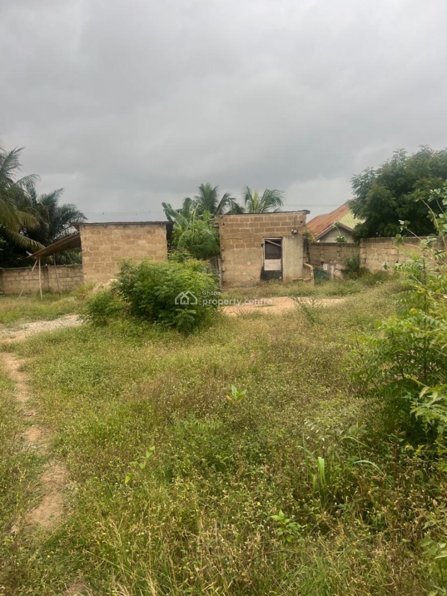 1 and Half Plot of Land at Nsakina, Nsakina, Ablekuma South, Accra Metropolitan, Accra, Residential Land for Sale