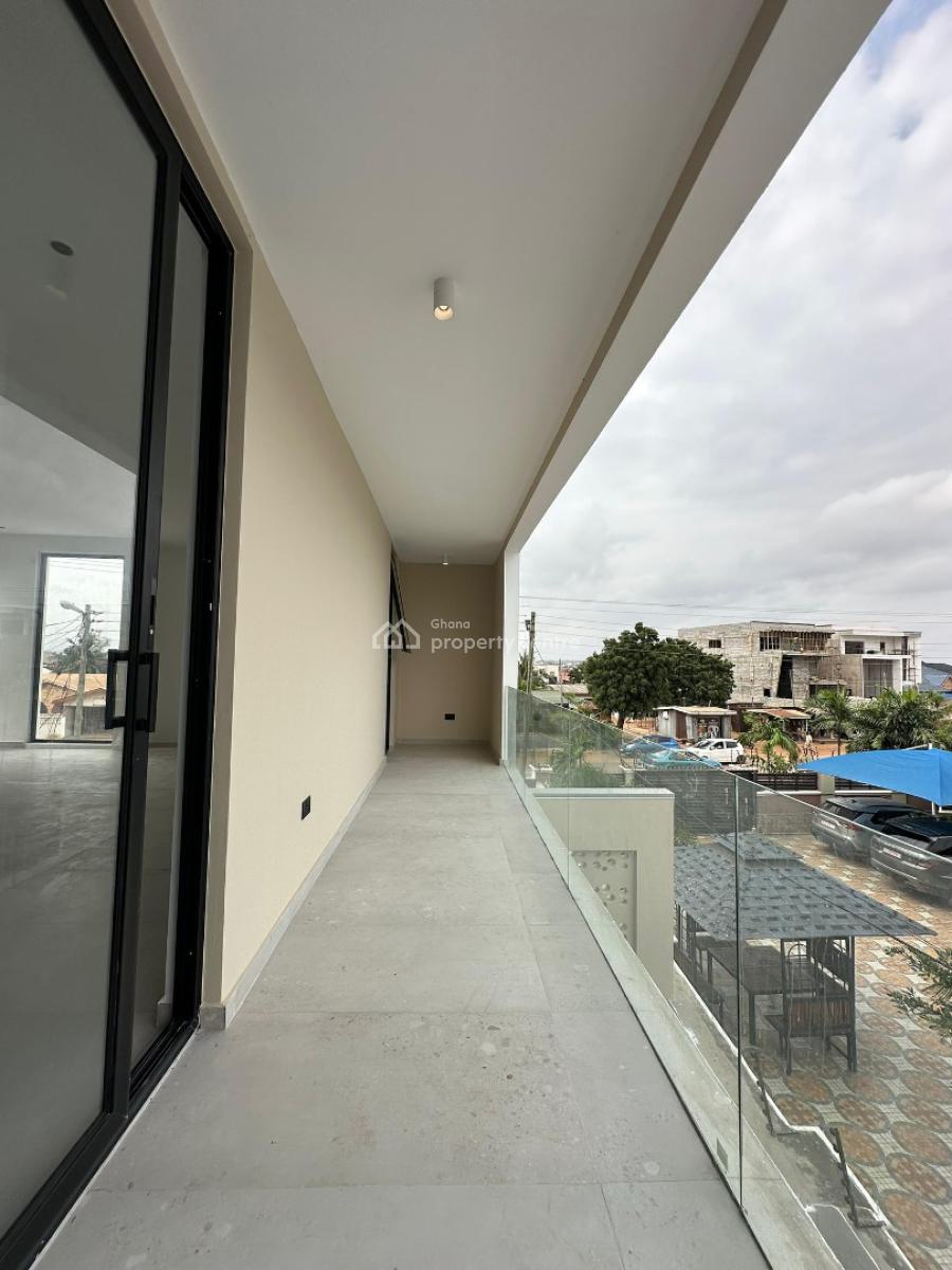 Executive 4 Bedrooms, Nanakrom, East Legon, Accra, House for Sale