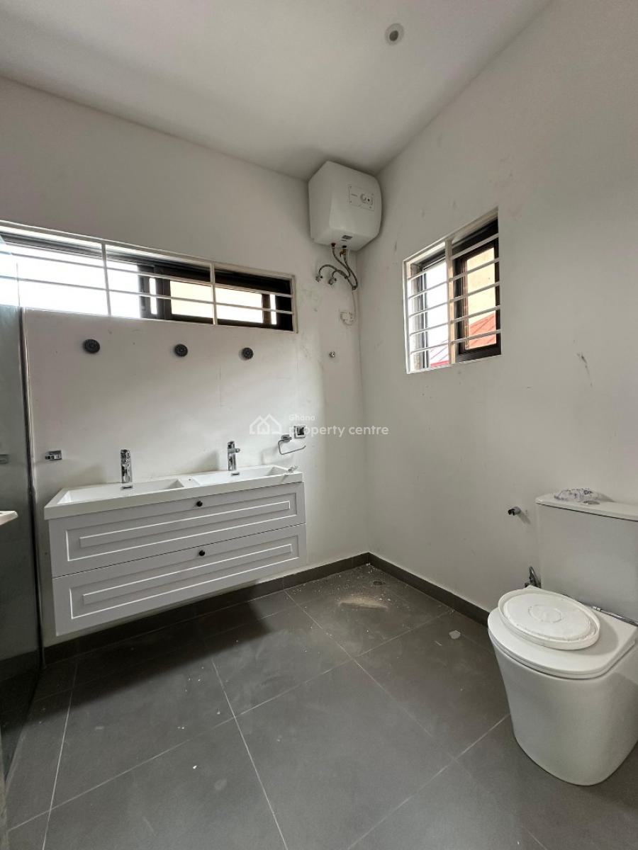 Executive 4 Bedrooms, Ashaley Botwe, Adenta Municipal, Accra, House for Sale