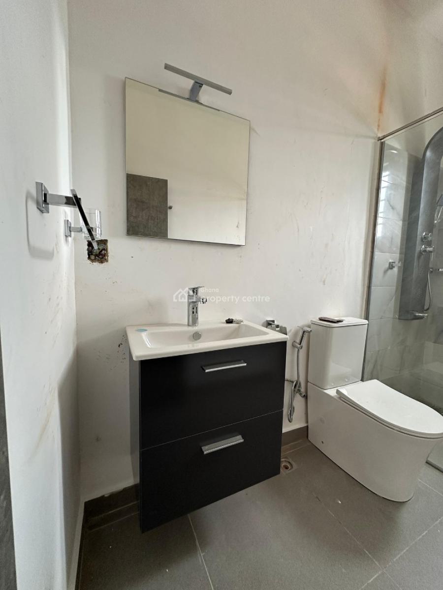 Executive 4 Bedrooms, Ashaley Botwe, Adenta Municipal, Accra, House for Sale