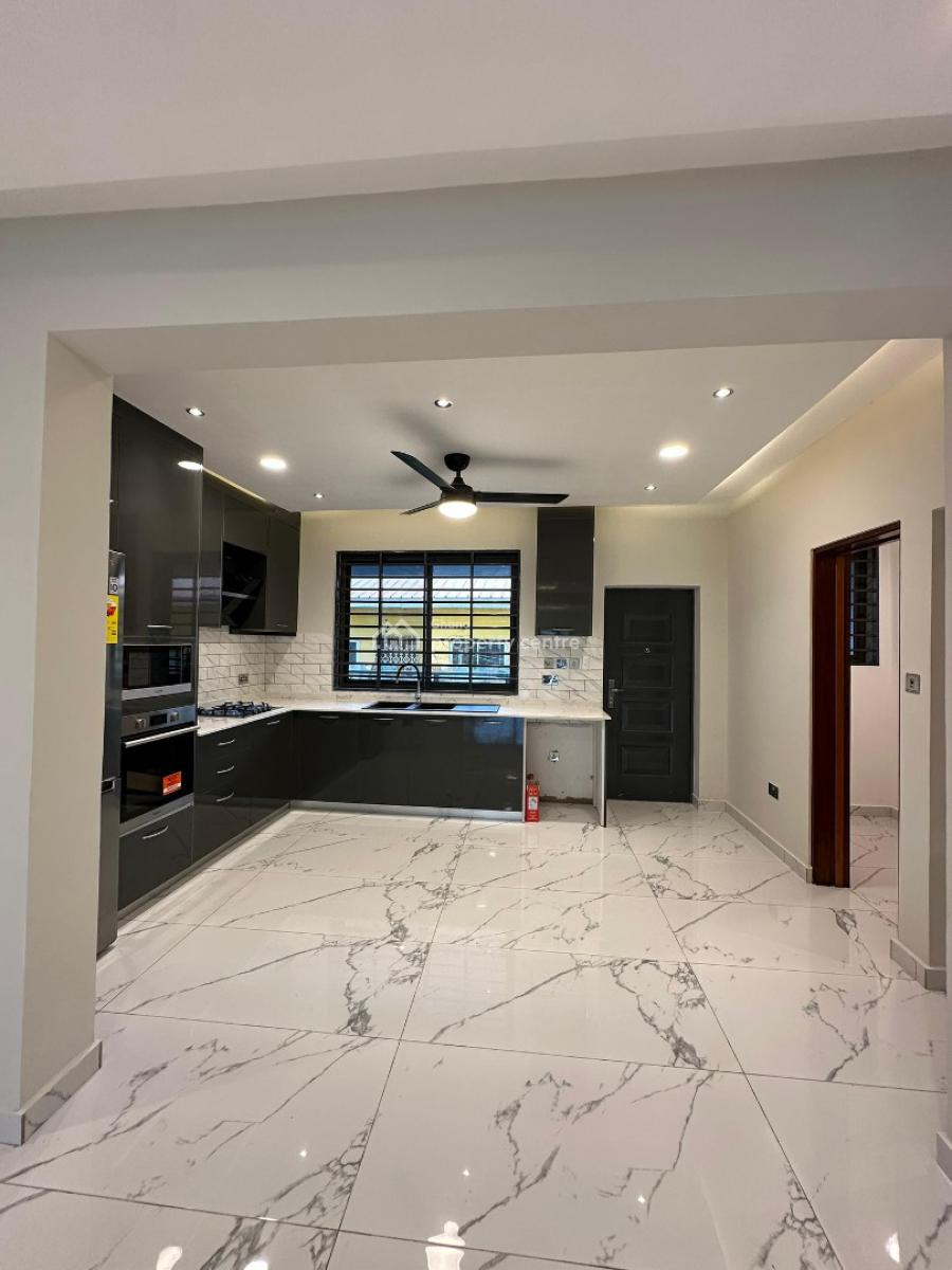 Executive 2 Bedrooms, Spintex, Accra, Apartment for Rent