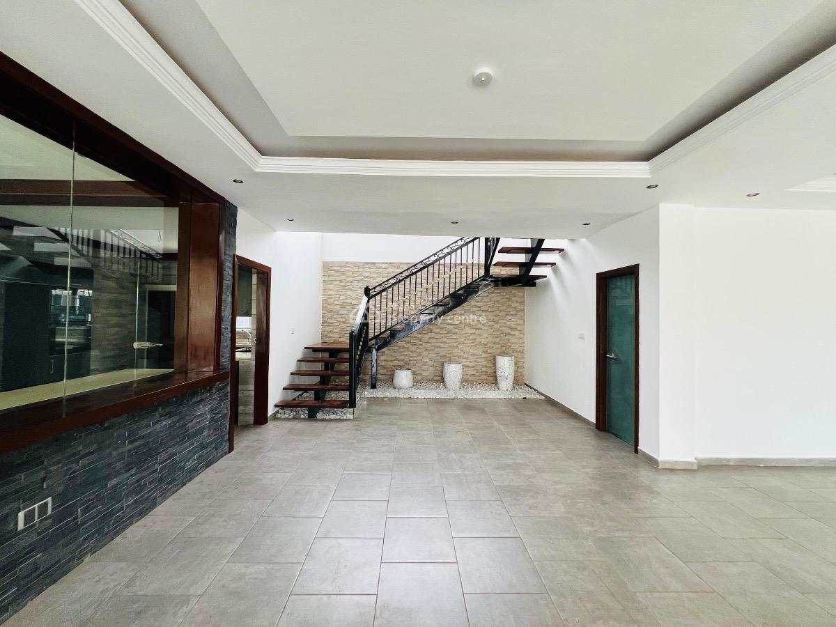 Detached 4 Bedroom Duplex with Swimming Pool and Staff Quarters, Mahama Road, East Airport, Airport Residential Area, Accra, Detached Duplex for Rent