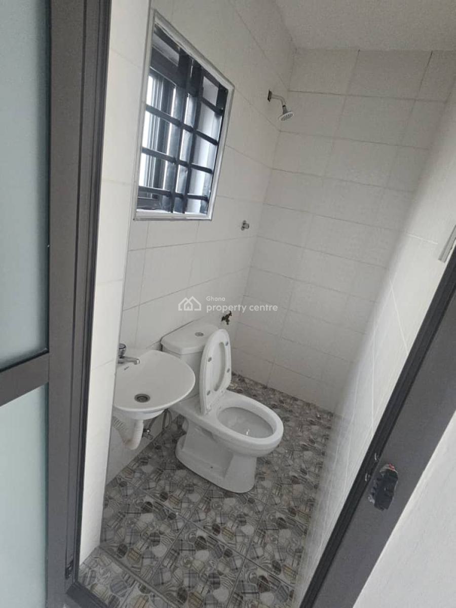 Chamber and Hall, Community 18 Kfc, Spintex, Accra, Apartment for Rent