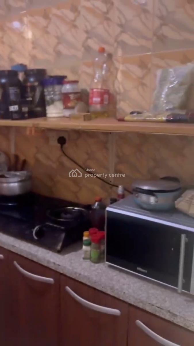 Chamber and Hall Sc, Ritz, La Nkwantanang Madina Municipal, Accra, Apartment for Rent