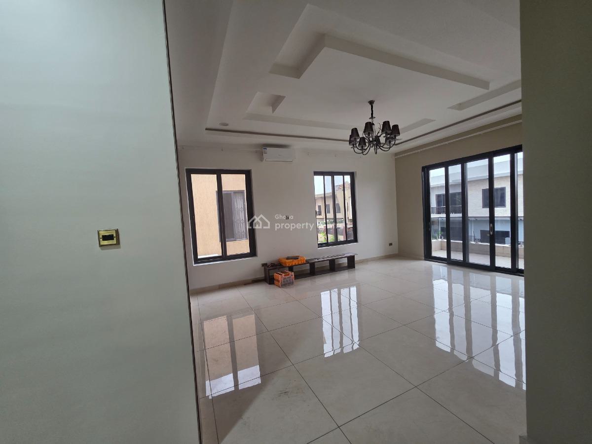 4 Bedroom House with a Bq and a Pool at East Airport, East Airport, Accra Metropolitan, Accra, House for Sale