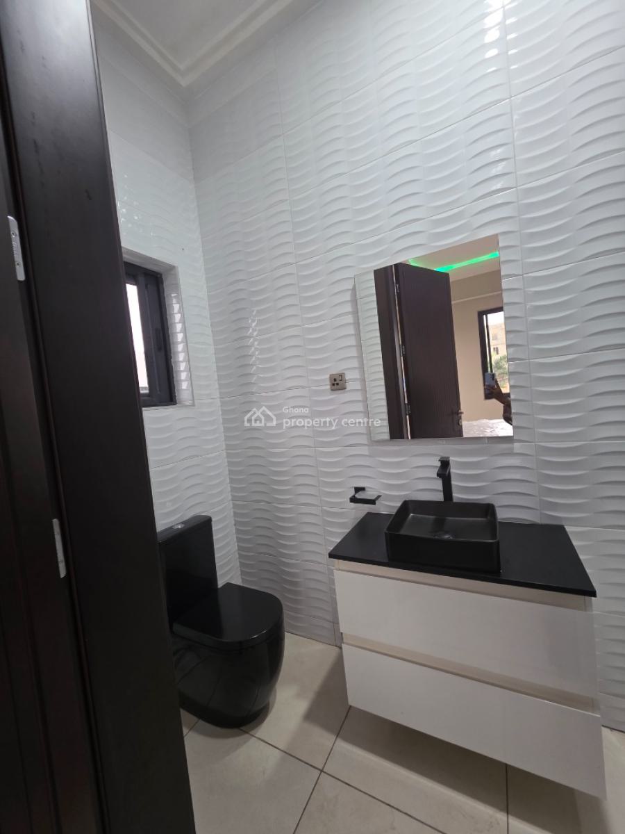 4 Bedroom House with a Bq and a Pool at East Airport, East Airport, Accra Metropolitan, Accra, House for Sale