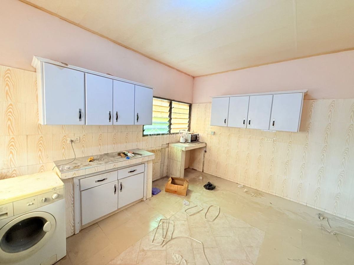 3 Bedrooms at Awoshie Onyinase, Onyinase, Awoshie, Ga Central Municipal, Accra, Apartment for Rent
