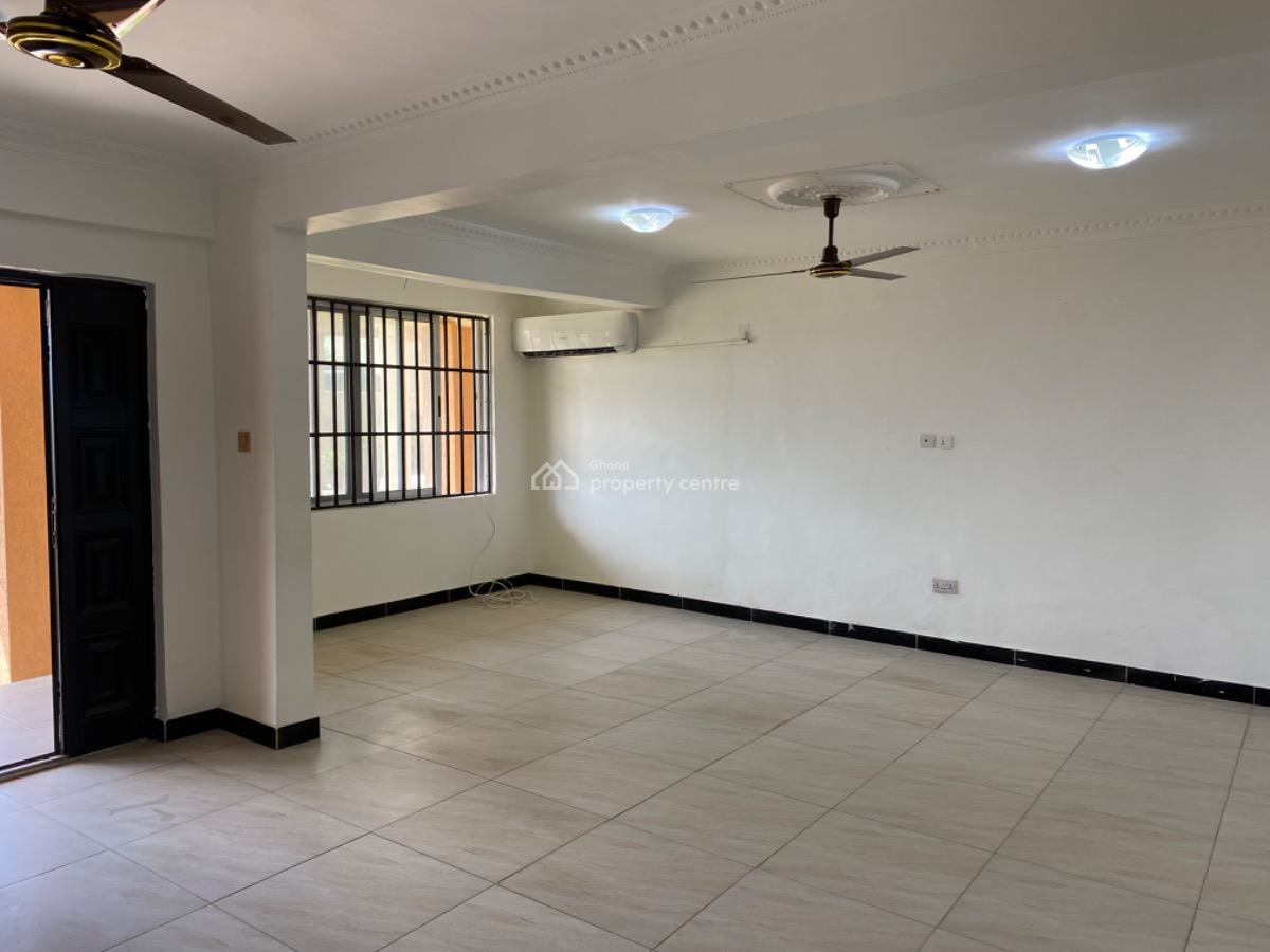 3 Bedroom Terraced Duplex in a Gated Community, Mahama Road, East Airport, Airport Residential Area, Accra, Terraced Duplex for Rent