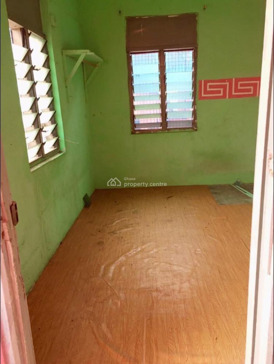 Nice Single Room, Melcom Shopping Mall, Labadi-aborm, Accra, Apartment for Rent