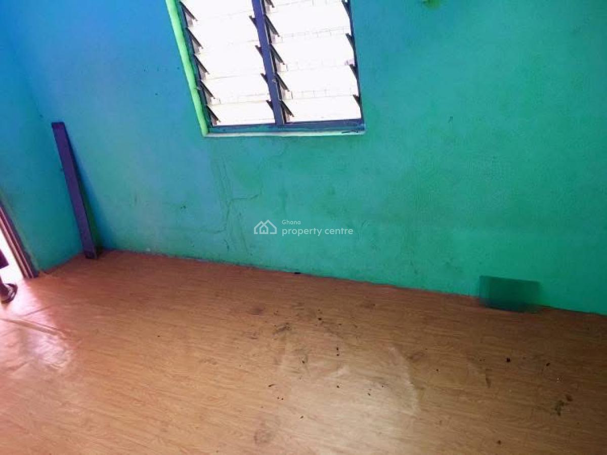 Nice Single Room, Melcom Shopping Mall, Labadi-aborm, Accra, Apartment for Rent