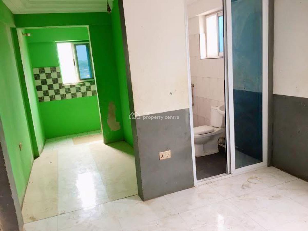 Nice Single Room Self Contained with Pop Ceiling, La Beach Road, Labadi-aborm, Accra, Single Room Self Contained for Rent