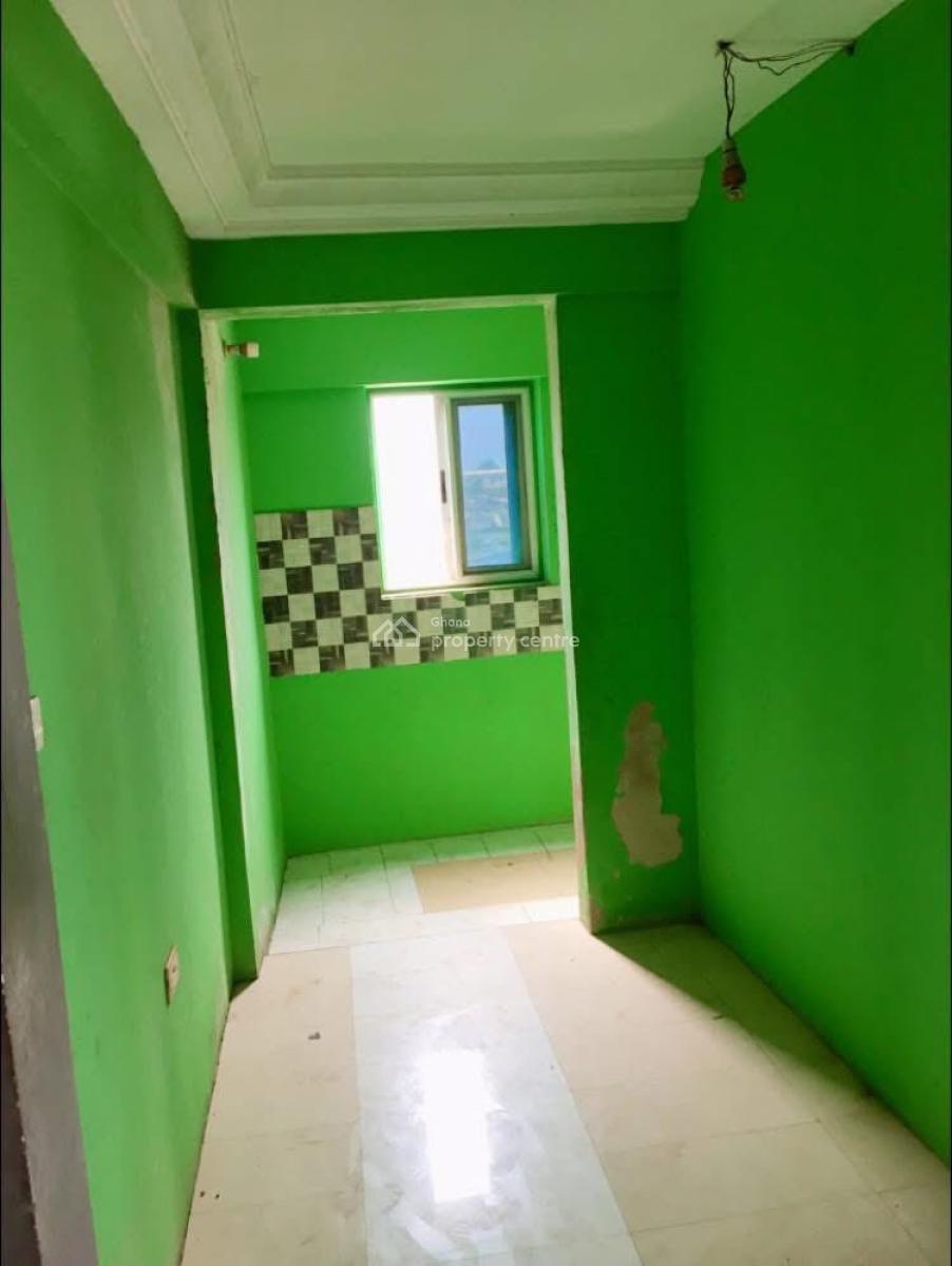 Nice Single Room Self Contained with Pop Ceiling, La Beach Road, Labadi-aborm, Accra, Single Room Self Contained for Rent