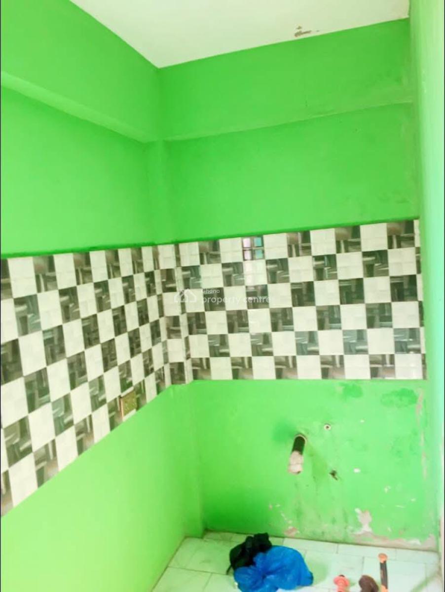 Nice Single Room Self Contained with Pop Ceiling, La Beach Road, Labadi-aborm, Accra, Single Room Self Contained for Rent