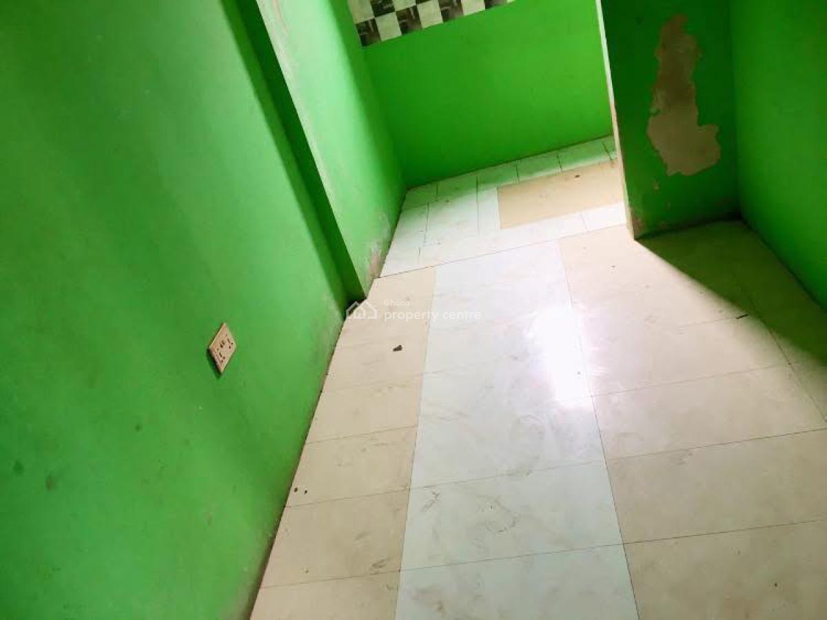 Nice Single Room Self Contained with Pop Ceiling, La Beach Road, Labadi-aborm, Accra, Single Room Self Contained for Rent