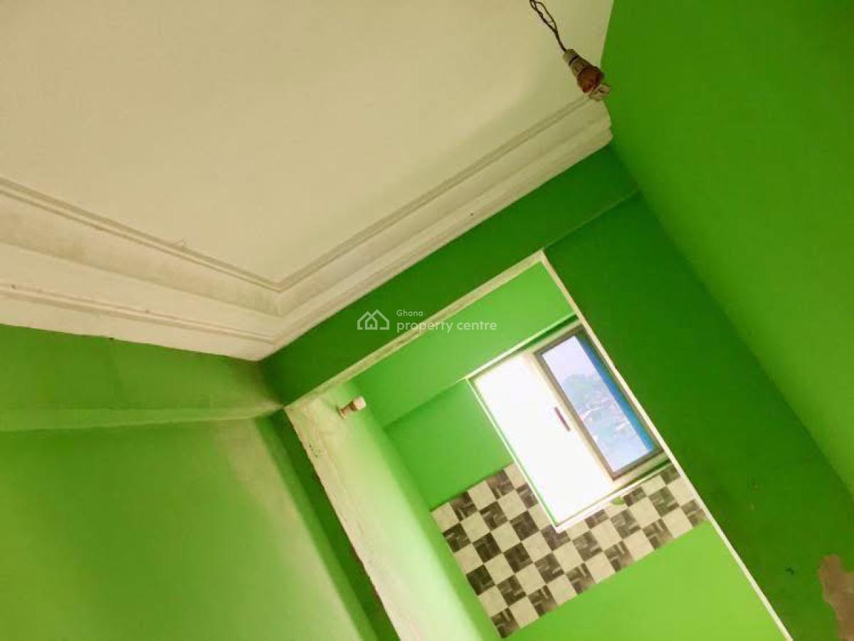 Nice Single Room Self Contained with Pop Ceiling, La Beach Road, Labadi-aborm, Accra, Single Room Self Contained for Rent