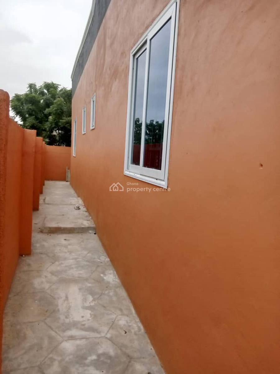 2 Bedrooms at Odumase Sonitra, Ablekuma Odumase, Ga West Municipal, Accra, Detached Bungalow for Sale