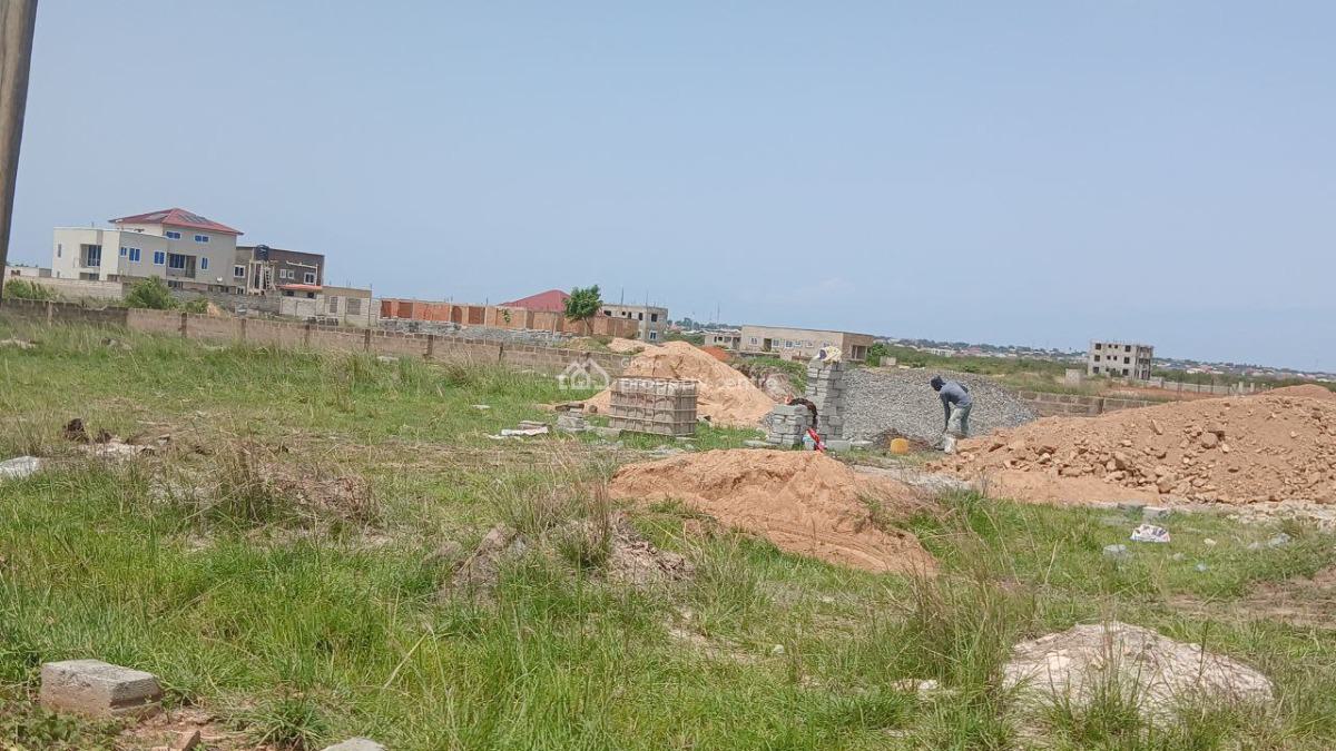 Invest Smart in Temas Fast-growing Area, Adom Estate Road, Community 25, Tema, Accra, Residential Land for Sale