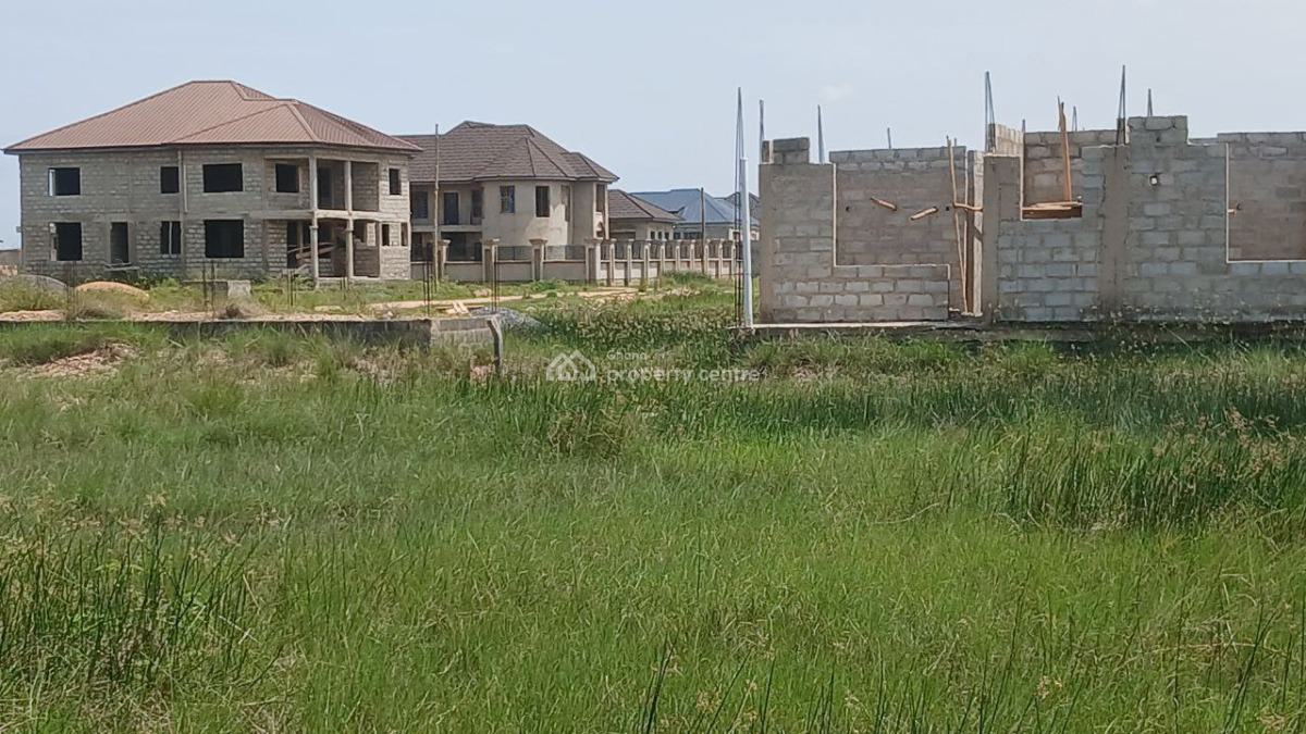 Turn This Plot to Your Home - Cedar Court, Community 25 Mall, Community 25, Tema, Accra, Mixed-use Land for Sale
