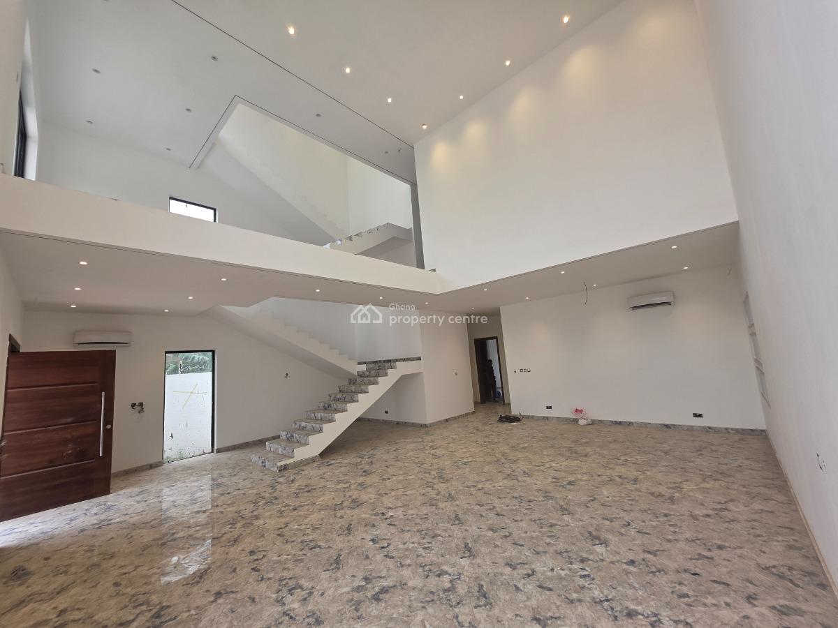6 Bedroom House with a Boys Quarters and a Swimming Pool at Trasacco, Trasacco, Accra Metropolitan, Accra, House for Sale