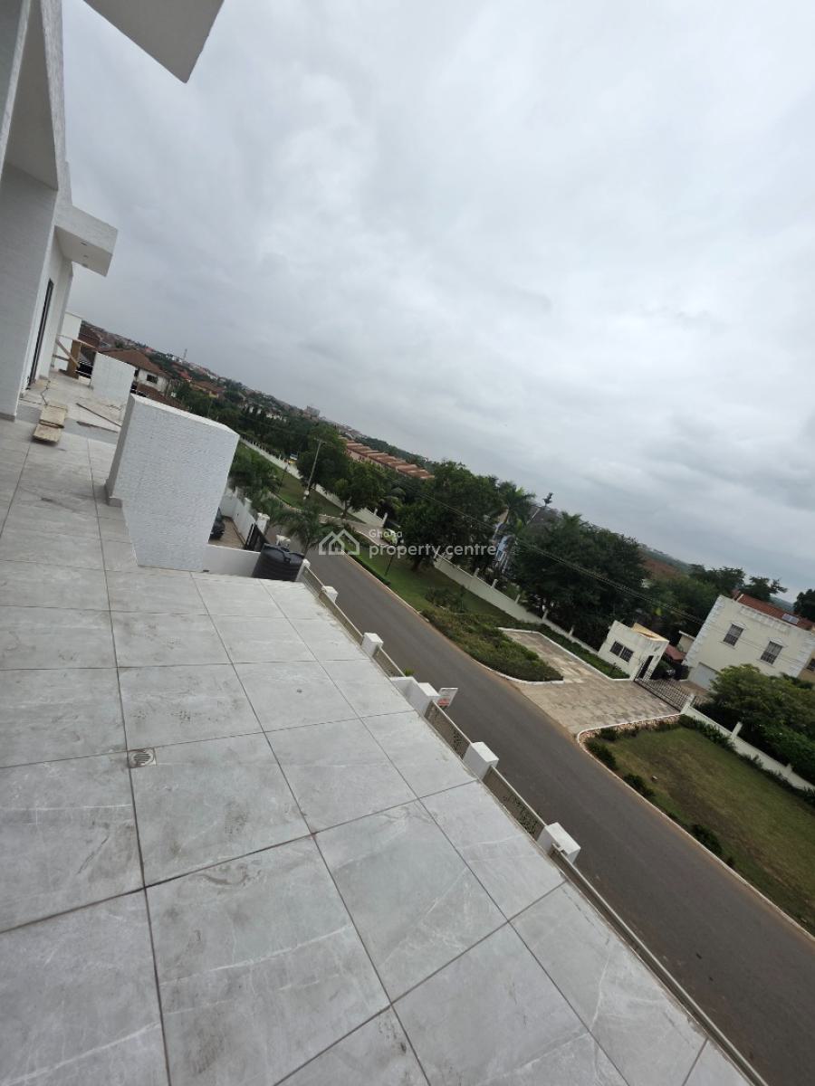 6 Bedroom House with a Boys Quarters and a Swimming Pool at Trasacco, Trasacco, Accra Metropolitan, Accra, House for Sale