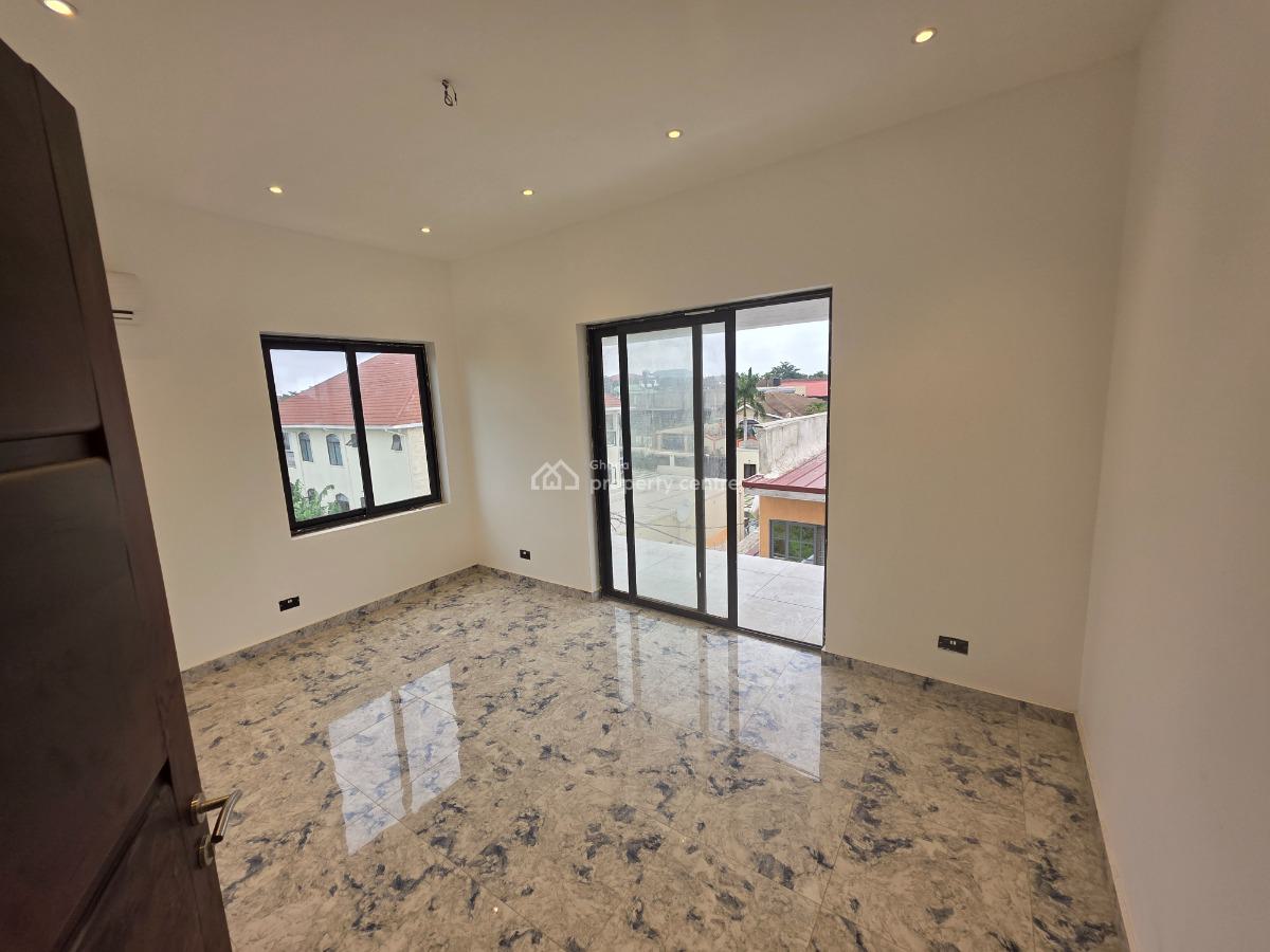 6 Bedroom House with a Boys Quarters and a Swimming Pool at Trasacco, Trasacco, Accra Metropolitan, Accra, House for Sale
