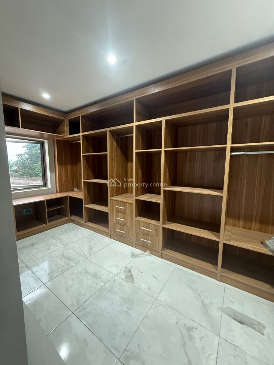 Tesano 5 Bedrooms House, Tesano, Tesano, Accra, House for Sale