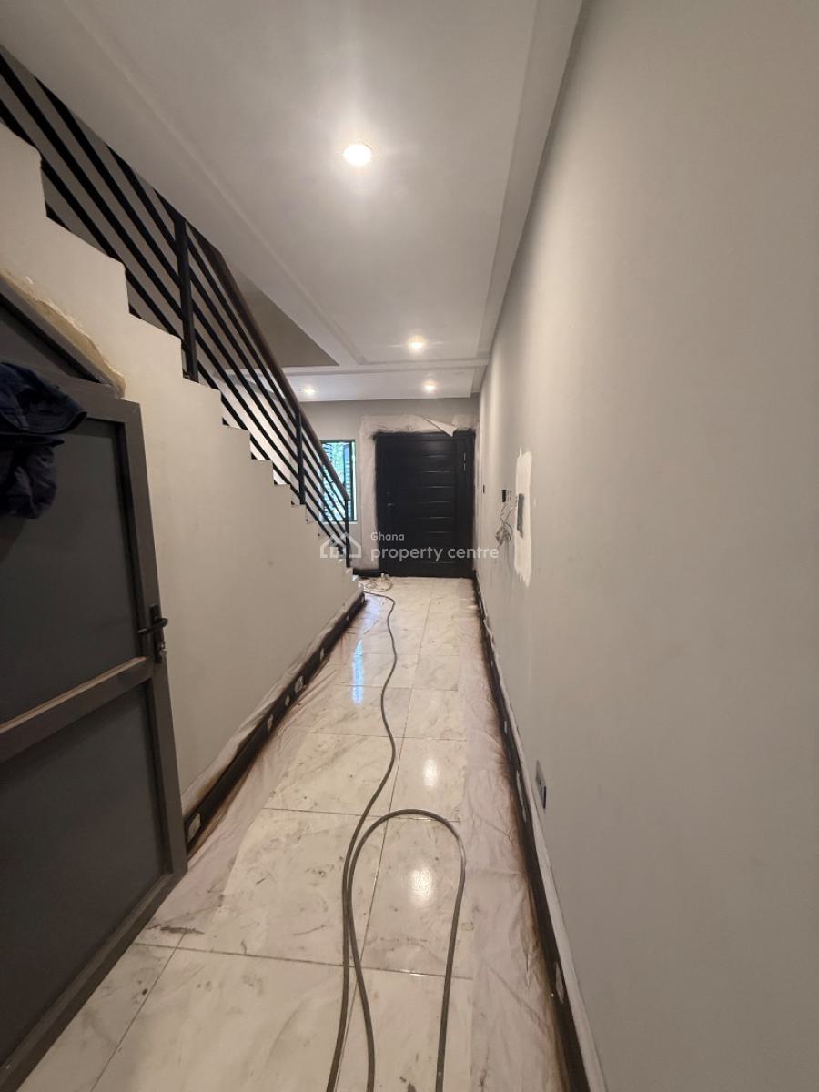 Tesano 5 Bedrooms House, Tesano, Tesano, Accra, House for Sale