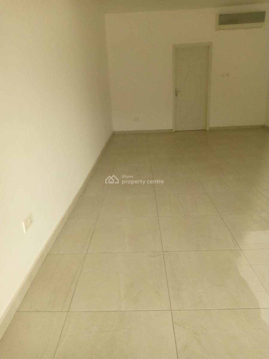 Roadside Office Space @ East Legon, Boundaries Road, East Legon, Accra, Shop for Rent