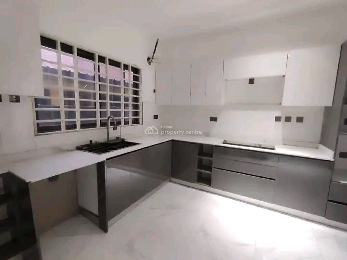 Executive 4bedroom Townhouse @ Ogbojo, Ogbojo, East Legon, Accra, Townhouse for Sale