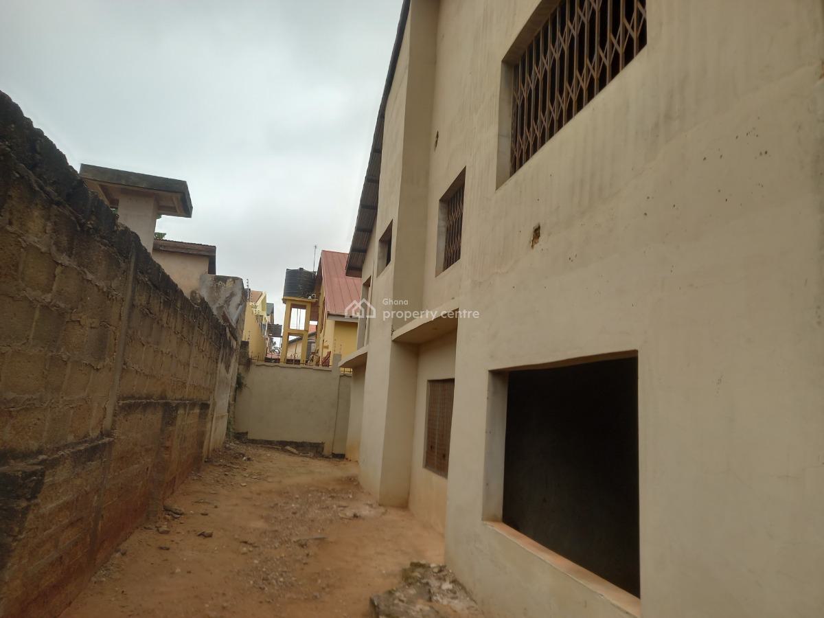 9 Bedrooms, Santasi Anyinam, Kumasi Metropolitan, Ashanti, House for Sale