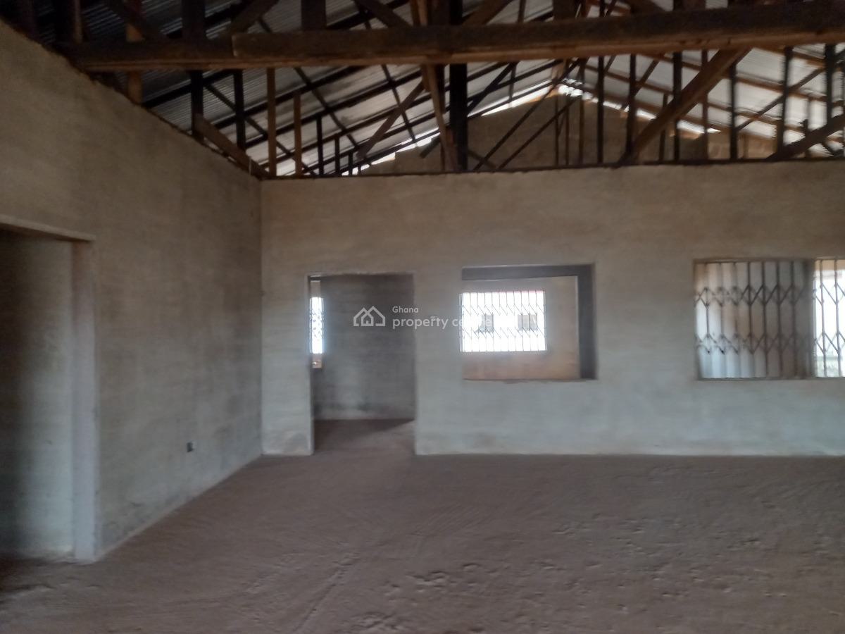 9 Bedrooms, Santasi Anyinam, Kumasi Metropolitan, Ashanti, House for Sale
