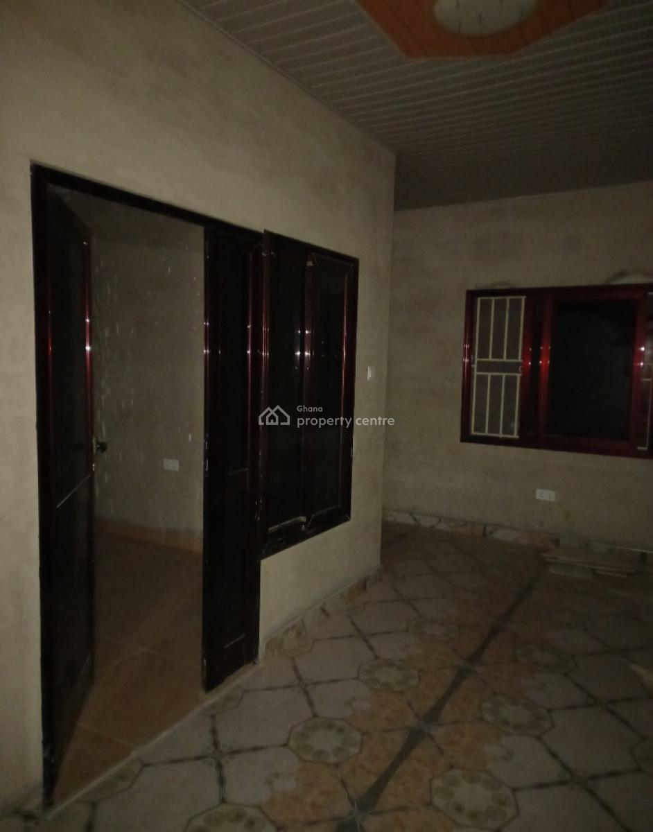 24 Bedrooms Hotel, Parkoso, Near Asokore Mampong., Kumasi Metropolitan, Ashanti, Commercial Property for Sale