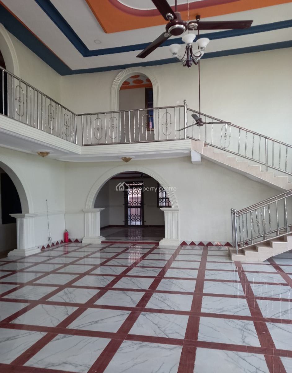 12 Bedrooms  for Hotel/ Guest House ( on  5 Plots), Adako Jachie, on Tech Ejisu Road., Kumasi Metropolitan, Ashanti, Commercial Property for Sale