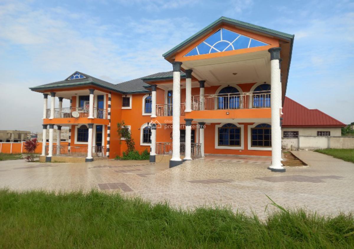12 Bedrooms  for Hotel/ Guest House ( on  5 Plots), Adako Jachie, on Tech Ejisu Road., Kumasi Metropolitan, Ashanti, Commercial Property for Sale