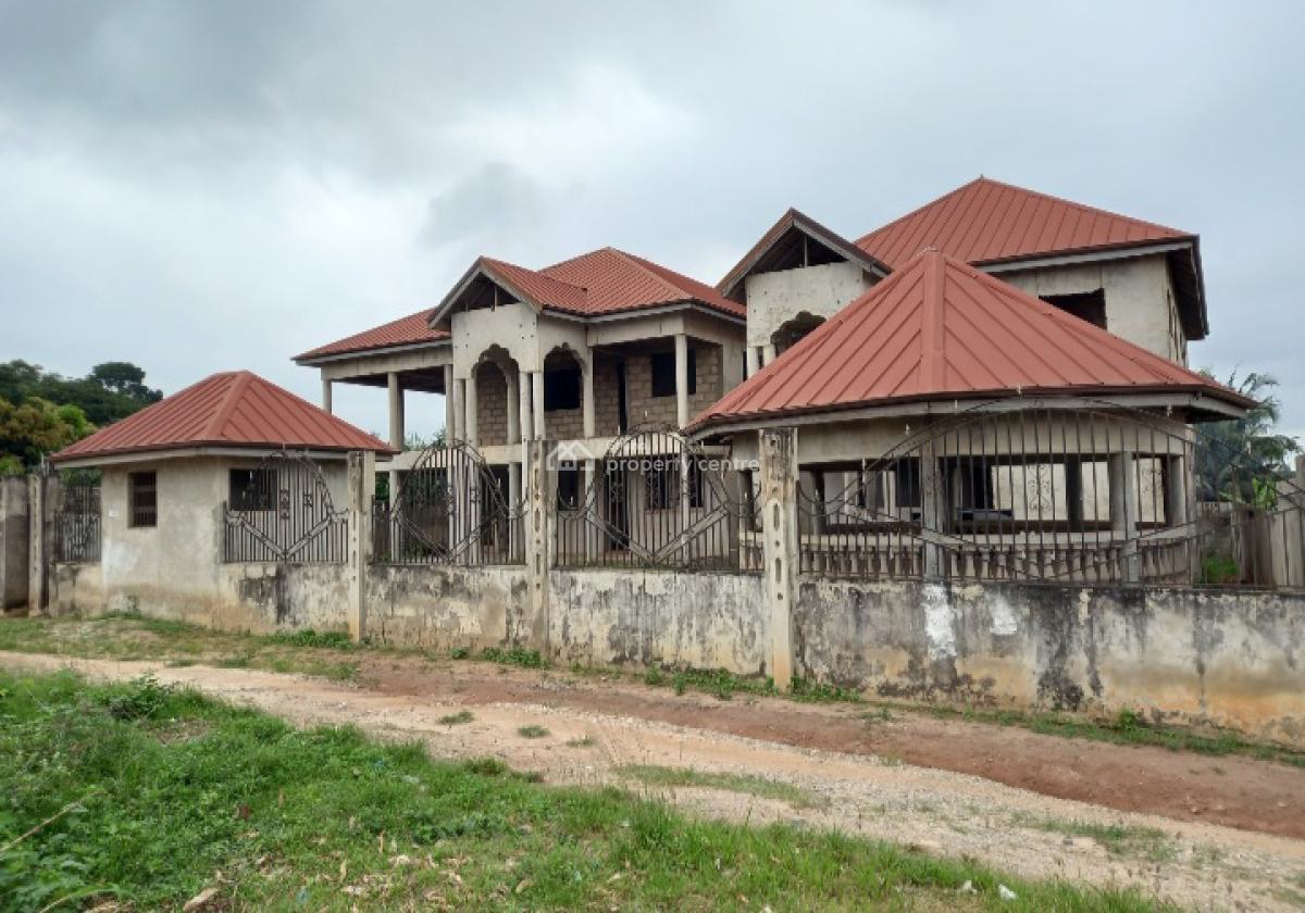 10 Bedrooms, Ejisu, Ejisu-juaben Municipal, Ashanti, House for Sale