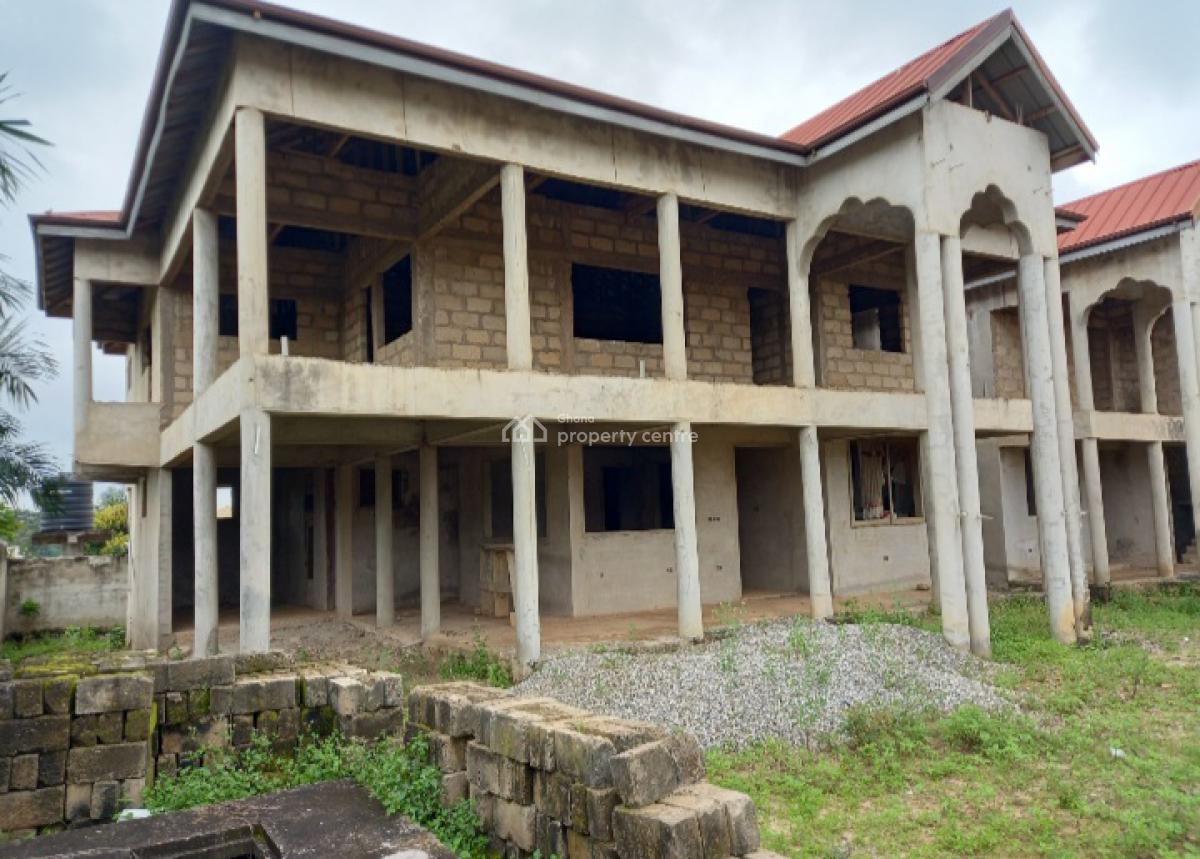 10 Bedrooms, Ejisu, Ejisu-juaben Municipal, Ashanti, House for Sale
