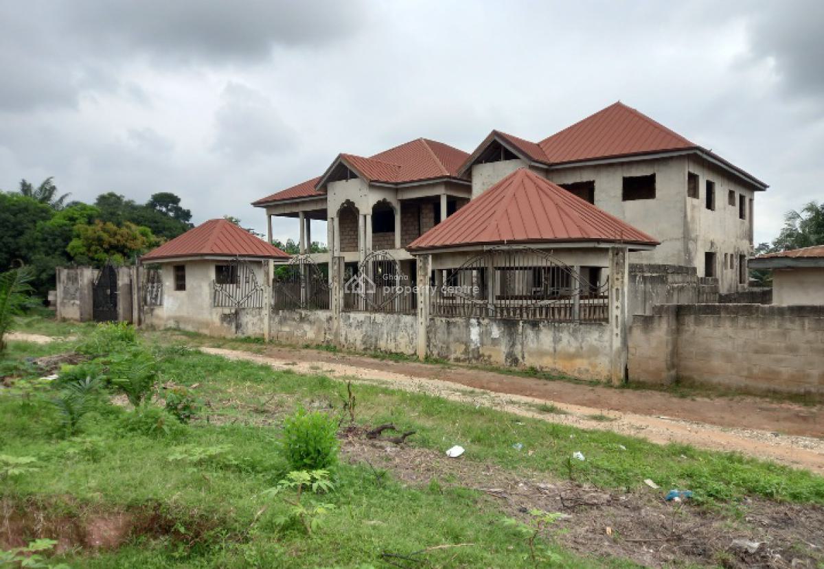 10 Bedrooms, Ejisu, Ejisu-juaben Municipal, Ashanti, House for Sale